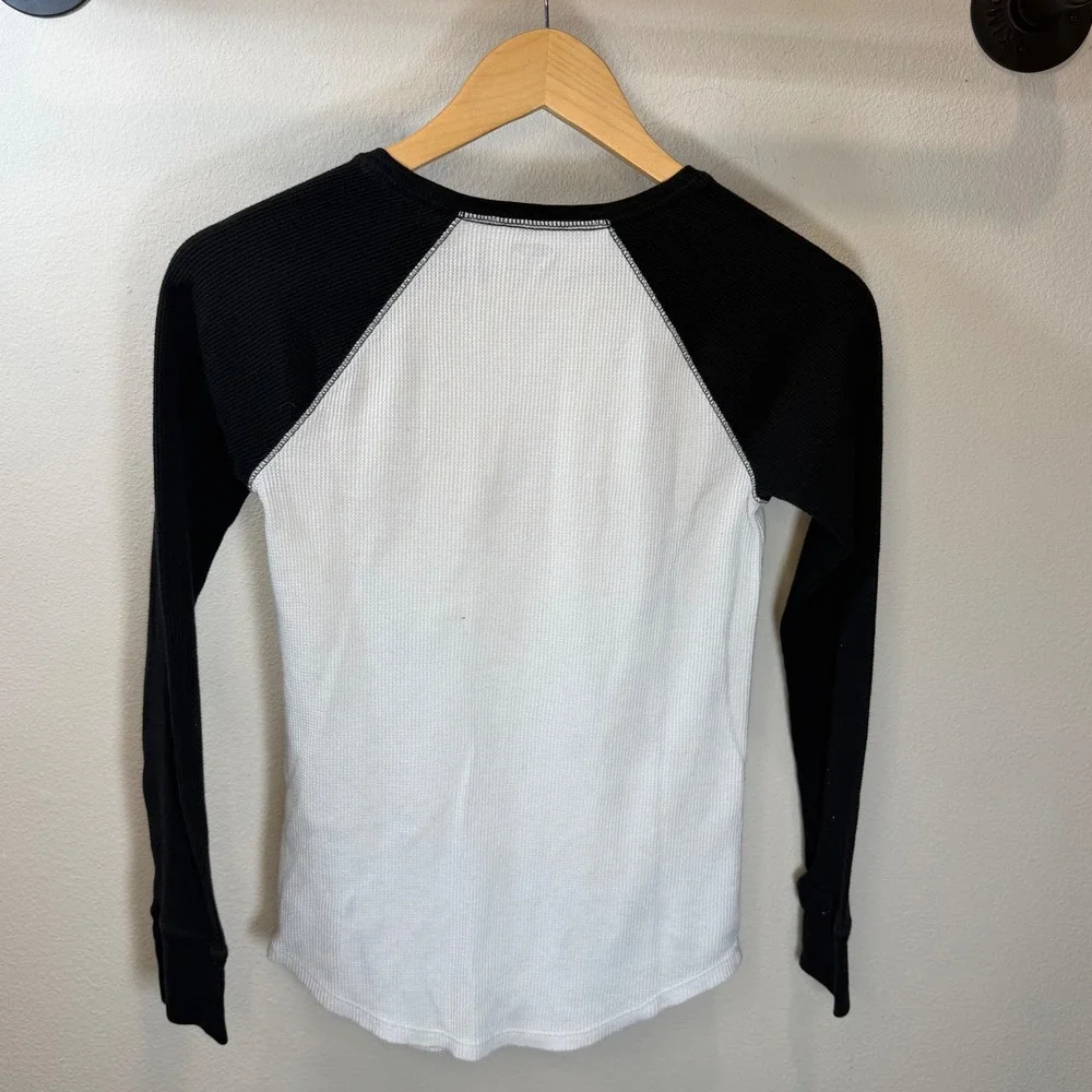 Old Navy Kids XL 14 Raglan Thermal Waffle Shirt Mountain Graphic Black White